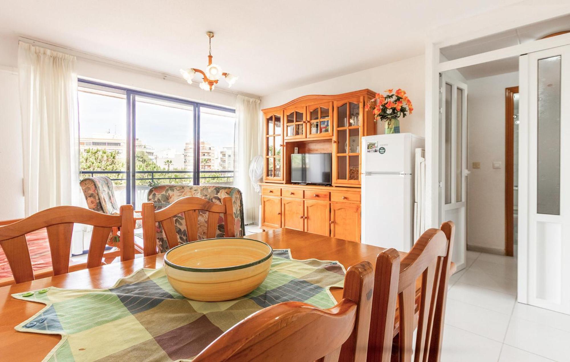 Nice Apartment In Torrevieja With Kitchen Ngoại thất bức ảnh